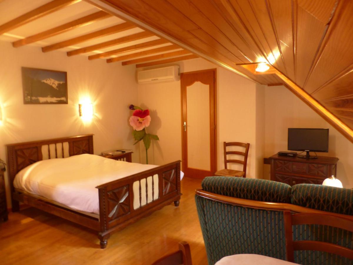 La Bouigane Bed and Breakfast Saint-Lary  Εξωτερικό φωτογραφία
