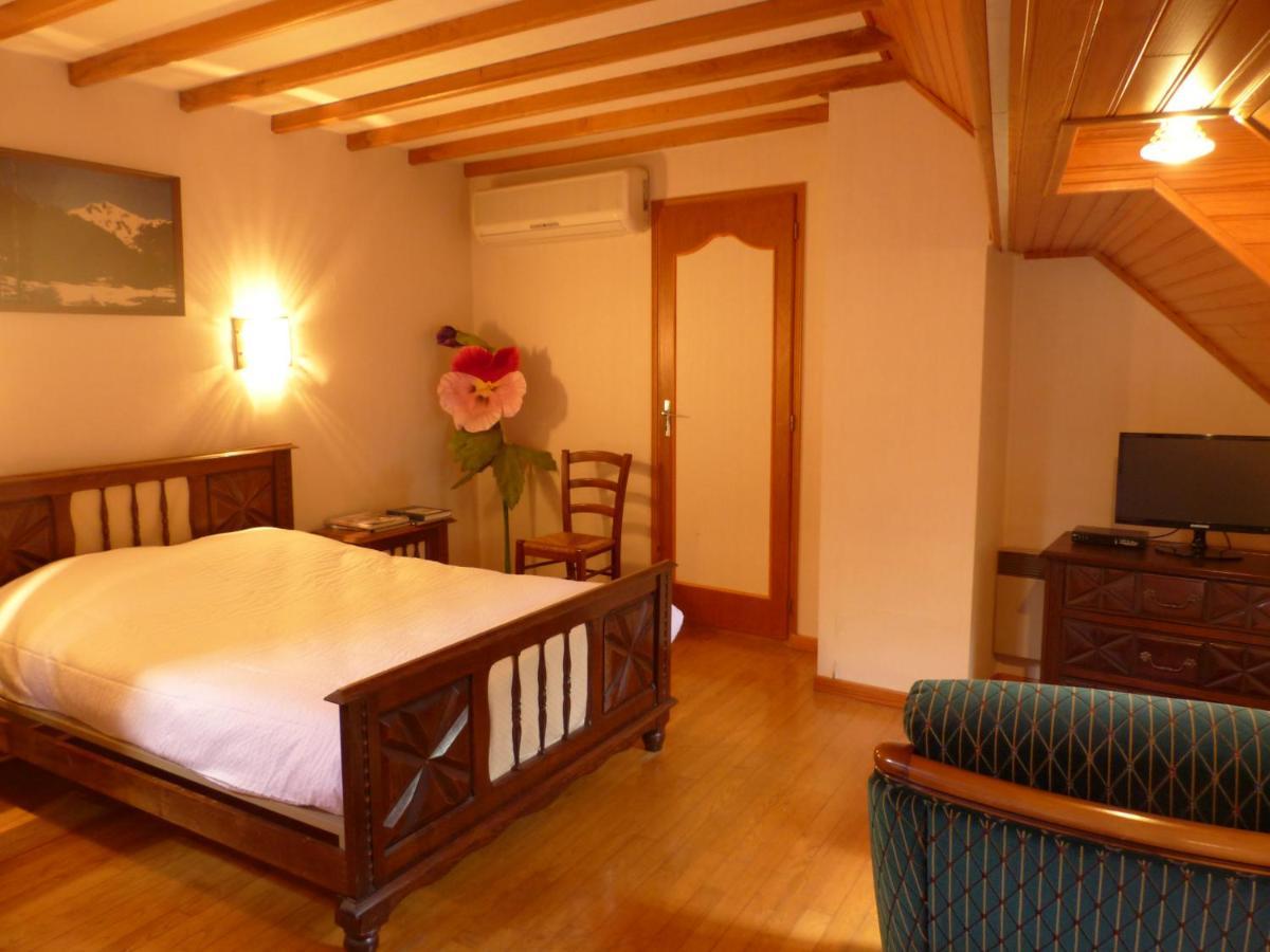 La Bouigane Bed and Breakfast Saint-Lary  Εξωτερικό φωτογραφία