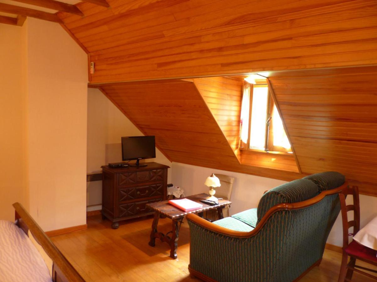 La Bouigane Bed and Breakfast Saint-Lary  Εξωτερικό φωτογραφία